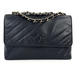 CHANEL Black Diagonal Quilted Caviar Leather Vintage Classic Flap Bag